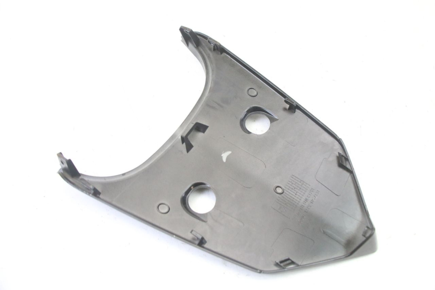 photo de VERKLEIDUNG HINTEN MITTE OBEN SYM ORBIT III 3 4T 50 (2021 - 2025) - Oberflächenzustand und Material