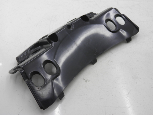 photo de VERKLEIDUNG HINTEN MITTE OBEN PIAGGIO MP3 400 (2007 - 2009) - Hauptansicht