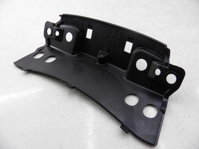 photo de VERKLEIDUNG HINTEN MITTE OBEN PIAGGIO MP3 RL 125 (2008 - 2009) - Detailansicht des Bauteils