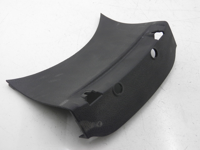 photo de VERKLEIDUNG HINTEN MITTE OBEN PIAGGIO XEVO - X EVO 125 (2010 - 2015) - Zoom auf Gebrauchszustand