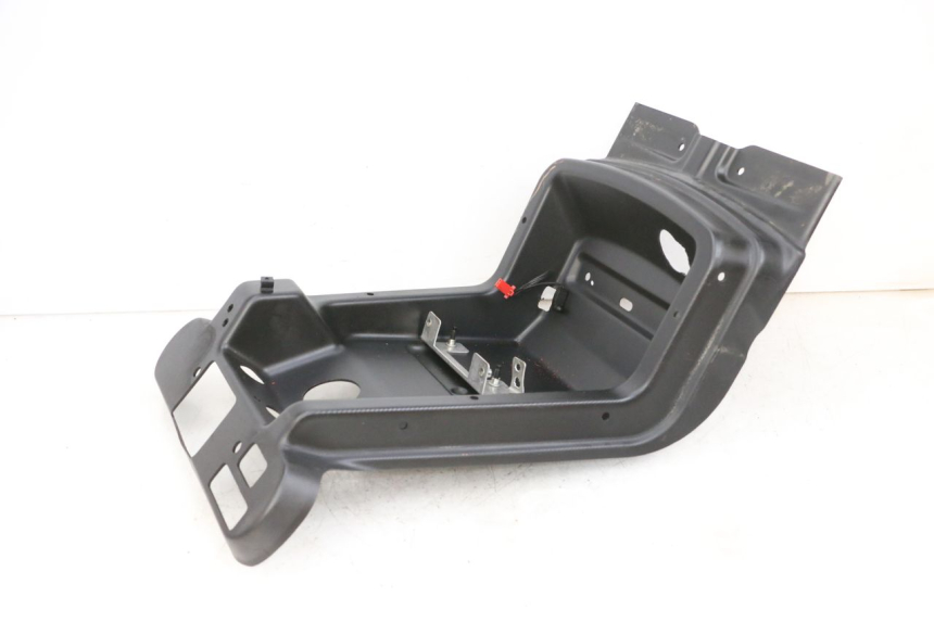 photo de VERKLEIDUNG HINTEN MITTE OBEN LIGIER PULSE 3 1 (2014 - 2020) - Technische Nahaufnahme