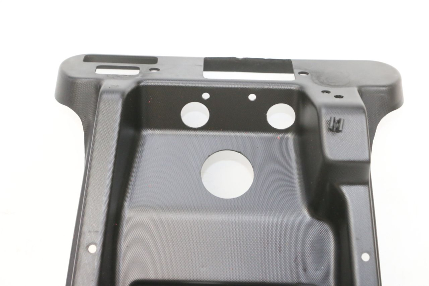 photo de VERKLEIDUNG HINTEN MITTE OBEN LIGIER PULSE 3 1 (2014 - 2020) - Kennzeichnungen und Originalreferenzen