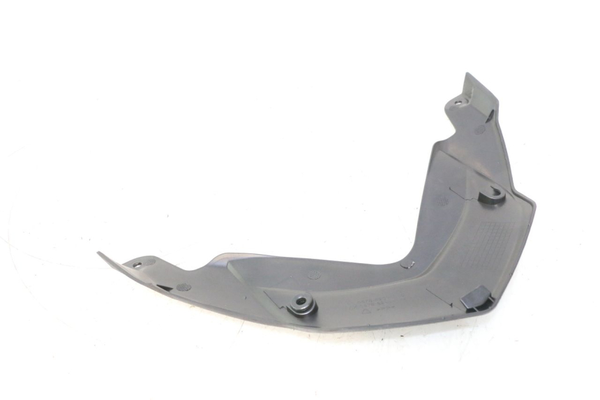 photo de VERKLEIDUNG HINTEN MITTE OBEN JM MOTORS R-MAX TECH 50 (2024 - 2026) - Detailansicht des Bauteils