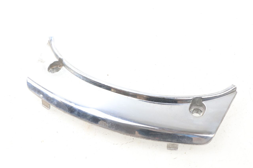 photo de OBERE HINTERE VERKLEIDUNGSVERBINDUNG PEUGEOT SATELIS 125 (2006 - 2009) - Hauptansicht