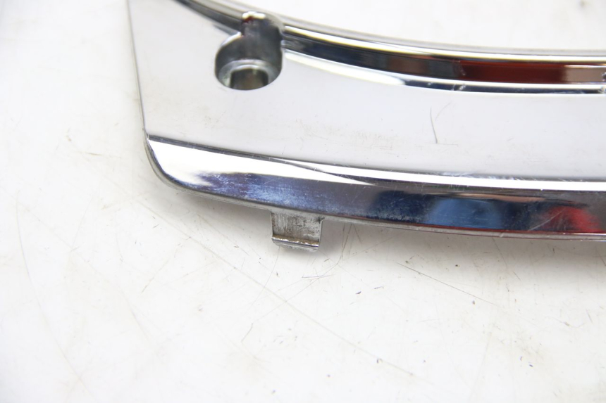 photo de OBERE HINTERE VERKLEIDUNGSVERBINDUNG PEUGEOT SATELIS 125 (2006 - 2009) - Alternative Perspektive