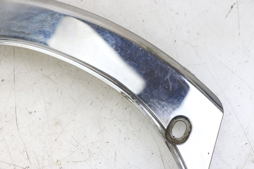 photo de VERKLEIDUNG HINTEN MITTE OBEN PEUGEOT SATELIS 125 (2013 - 2018) - Zoom auf Gebrauchszustand