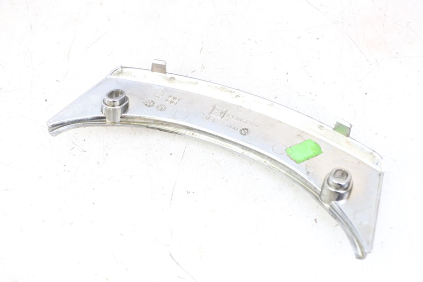 photo de VERKLEIDUNG HINTEN MITTE OBEN PEUGEOT SATELIS 125 (2013 - 2018) - Gesamtansicht des Produkts