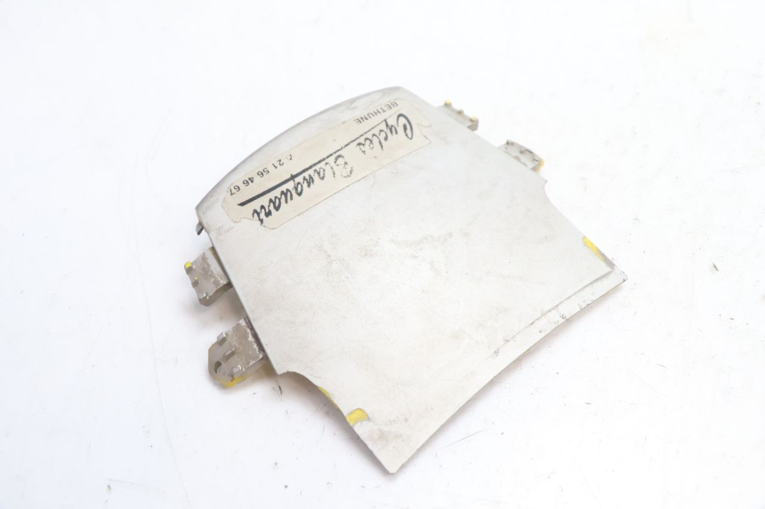 photo de VERKLEIDUNG HINTEN MITTE OBEN PEUGEOT SPEEDFIGHT LC 50 (1996 - 2002) - Zoom auf Gebrauchszustand