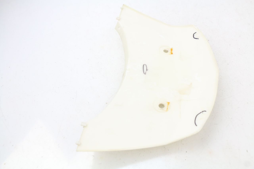 photo de VERKLEIDUNG HINTEN MITTE OBEN RAZZO STEED 125 (2012 - 2018) - Detailansicht des Bauteils