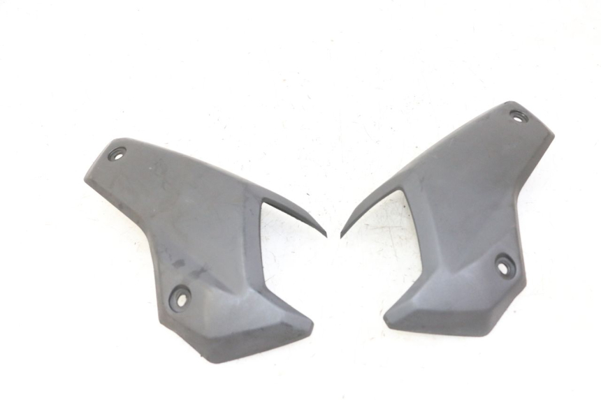 photo de VERKLEIDUNG HINTEN MITTE OBEN PEUGEOT STREETZONE I 2T 50 (2018 - 2020) - Hauptansicht