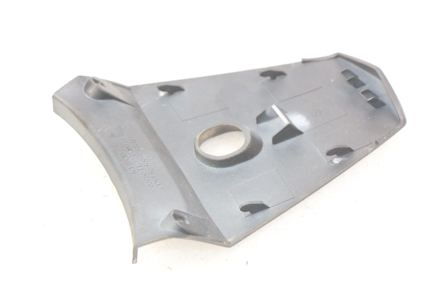 photo de VERKLEIDUNG HINTEN MITTE OBEN KYMCO SUPER 8 4T 50 (2018 - 2020) - Detailansicht des Bauteils