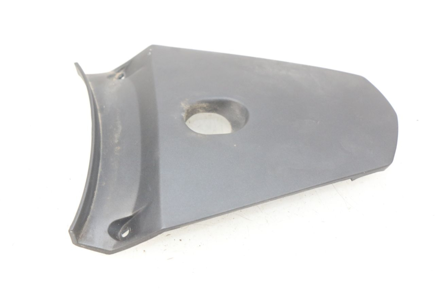 photo de VERKLEIDUNG HINTEN MITTE OBEN KYMCO SUPER 8 4T 50 (2018 - 2020) - Zoom auf Gebrauchszustand