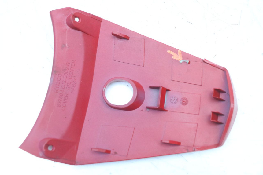 photo de VERKLEIDUNG HINTEN MITTE OBEN KYMCO SUPER 8 4T 50 (2021 - 2024) - Alternative Perspektive