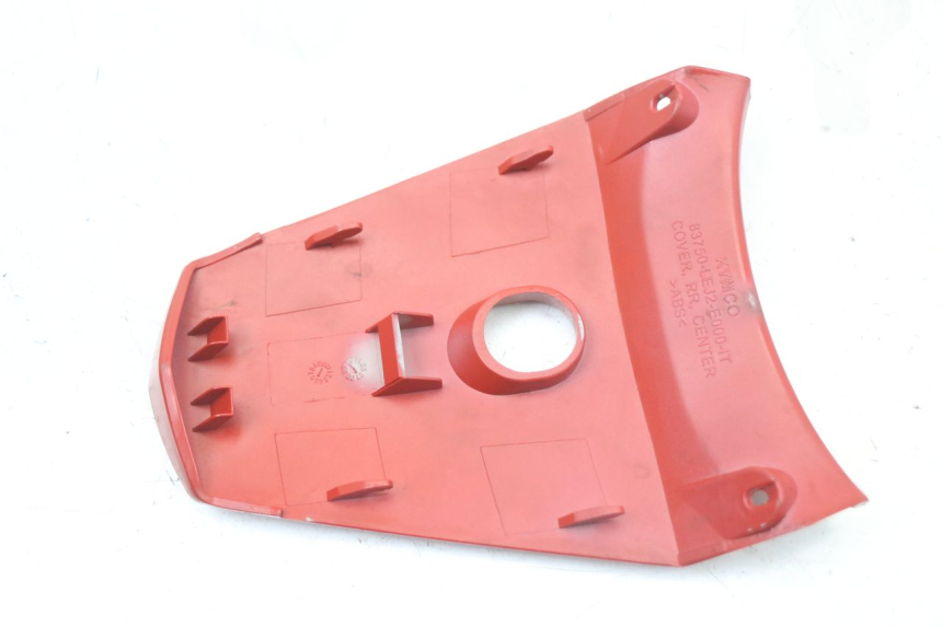 photo de VERKLEIDUNG HINTEN MITTE OBEN KYMCO SUPER 8 125 (2008 - 2015) - Gesamtansicht des Produkts