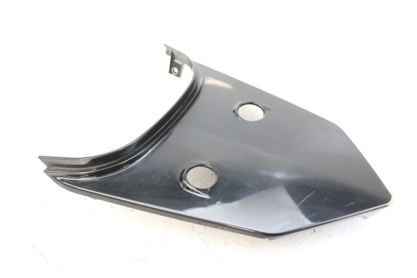 photo de OBERES HINTERES VERKLEIDUNGSTEILVERBINDER SYM ORBIT III 3 4T 50 (2018 - 2021) - Details der Befestigungspunkte