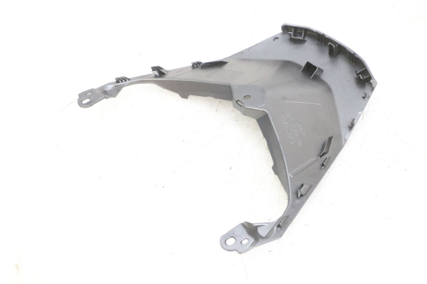photo de VERKLEIDUNG HINTEN MITTE OBEN YAMAHA TRICITY 300 (2020 - 2024) - Oberflächenzustand und Material