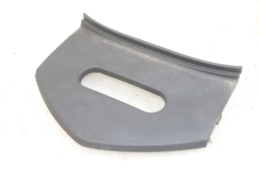 photo de VERKLEIDUNG HINTEN MITTE OBEN KYMCO X-CITING XCITING 400 (2014 - 2018) - Hauptansicht