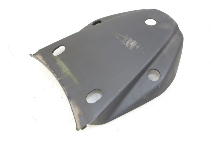 photo de HECKVERKLEIDUNG OBERER HINTERER VERBINDUNGSSTÜCK SYM X-PRO 4T 50 (2014 - 2021) - Zoom auf Gebrauchszustand