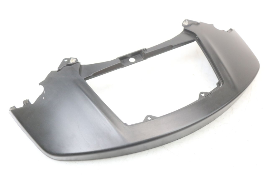 photo de OBERES HINTERES VERKLEIDUNGSTEILVERBINDER PIAGGIO X10 125 (2012 - 2017) - Hauptansicht