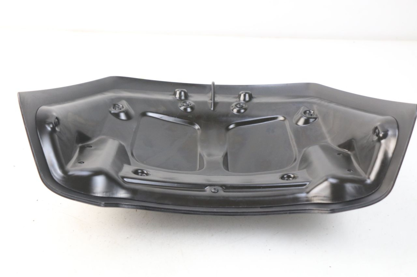 photo de VERKLEIDUNG HINTEN MITTE OBEN PIAGGIO X8 125 (2004 - 2007) - Zoom auf Gebrauchszustand