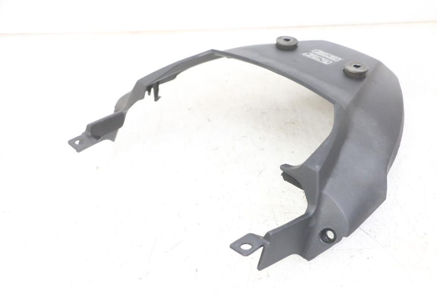 photo de VERKLEIDUNG HINTEN MITTE OBEN HONDA XLV VARADERO 125 (2000 - 2006) - Alternative Perspektive