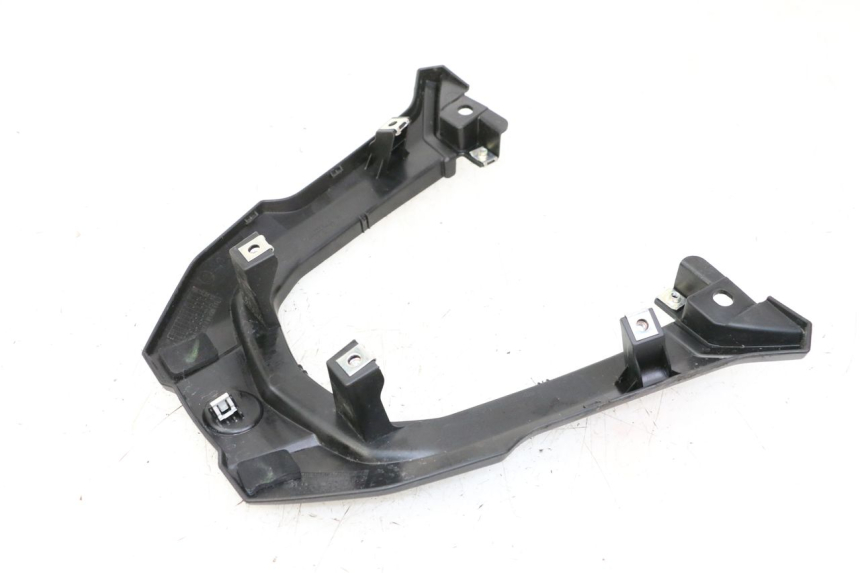 photo de VERKLEIDUNG HINTEN MITTE OBEN YAMAHA TRACER 7 700 (2020 - 2024) - Zoom auf Gebrauchszustand