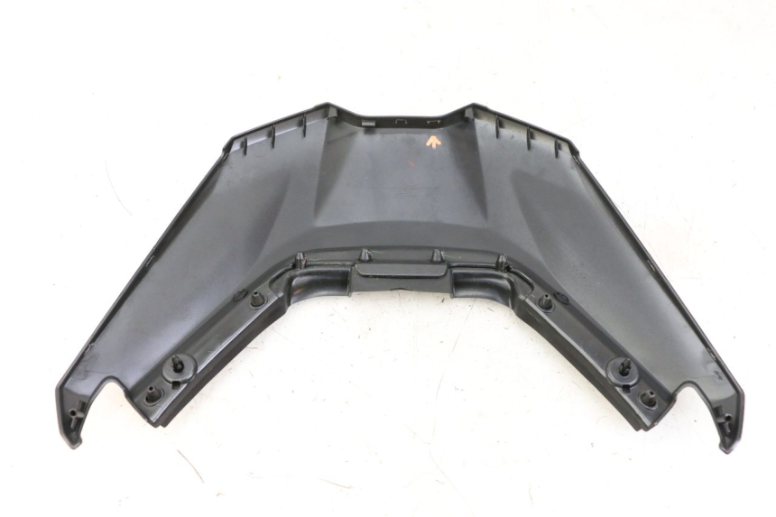 photo de VERKLEIDUNG HINTEN MITTE OBEN YAMAHA YP T-MAX TMAX 530 (2017 - 2020) - Zoom auf Gebrauchszustand