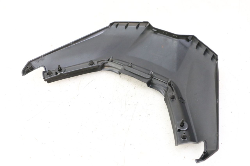 photo de VERKLEIDUNG HINTEN MITTE OBEN YAMAHA YP T-MAX TMAX 530 (2017 - 2020) - Technische Nahaufnahme