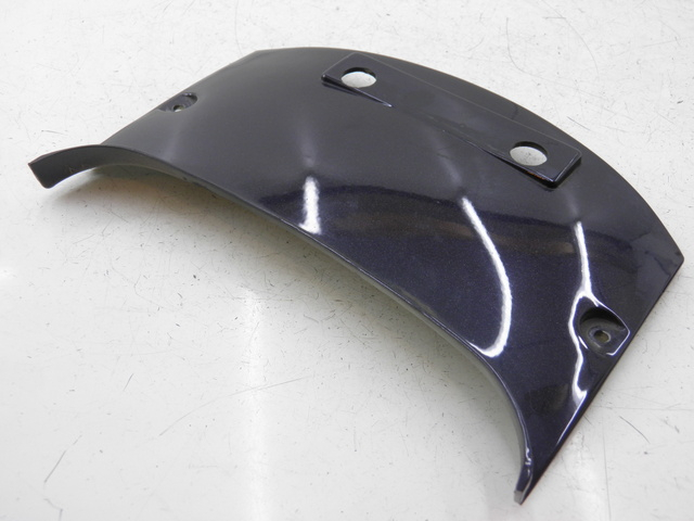 photo de VERKLEIDUNG HINTEN MITTE OBEN YIYING YY 125 T-10 125 (2006 - 2012) - Zoom auf Gebrauchszustand