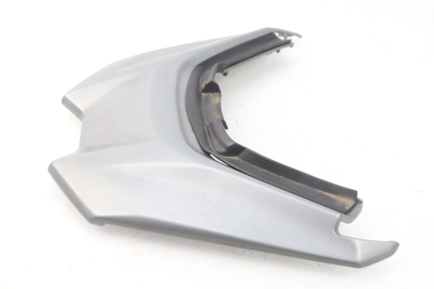 photo de VERKLEIDUNG HINTEN MITTE OBEN YAMAHA YP T-MAX TMAX 530 (2017 - 2020) - Details der Befestigungspunkte