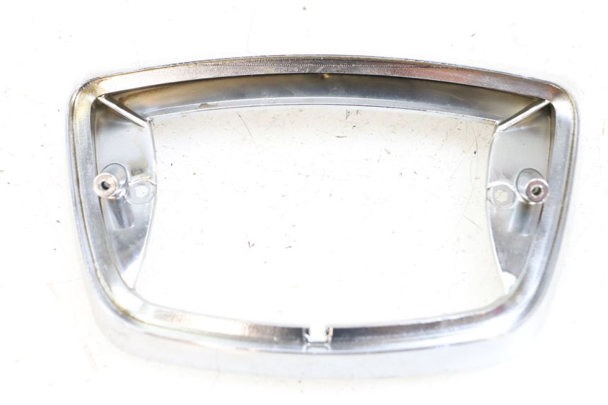 photo de Heckverkleidungsgelenk PIAGGIO VESPA LX 125 (2005 - 2010) - Detailansicht des Bauteils