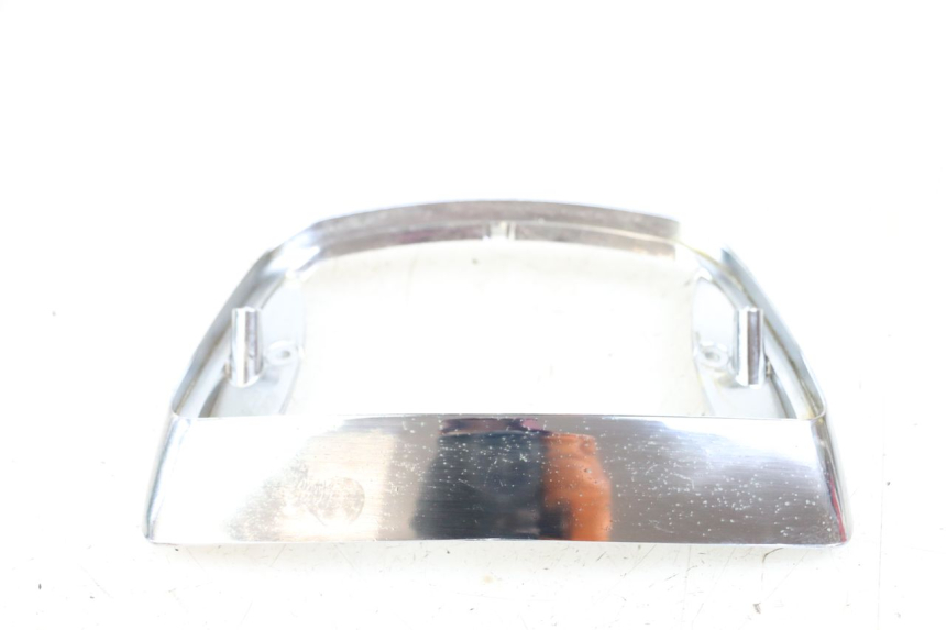 photo de Heckverkleidungsgelenk PIAGGIO VESPA LX 125 (2005 - 2010) - Technische Nahaufnahme