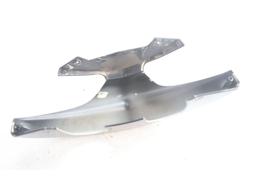 photo de HECKVERKLEIDUNG VERBINDUNG YAMAHA X-MAX XMAX 125 (2010 - 2013) - Details der Befestigungspunkte