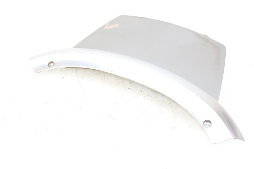 photo de HECKVERKLEIDUNG VERBINDUNG PIAGGIO X10 125 (2012 - 2017) - Technische Nahaufnahme