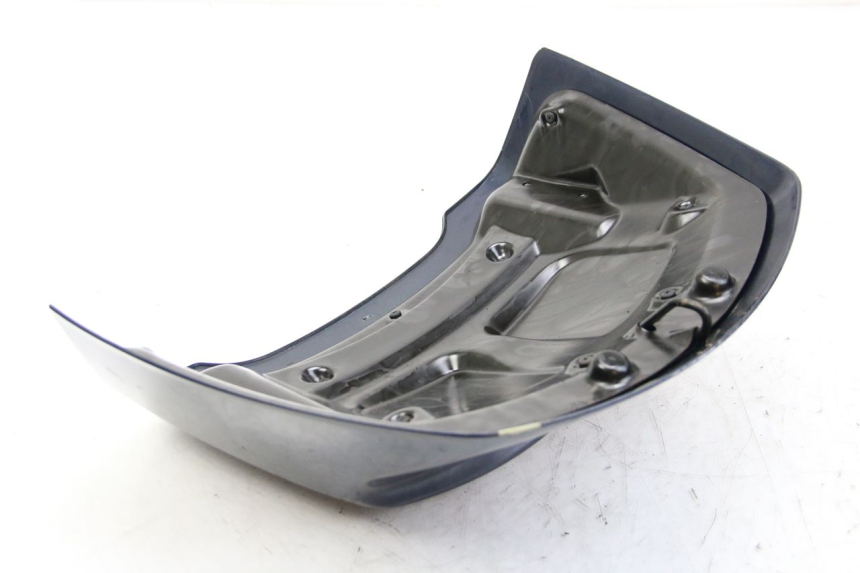 photo de HECKVERKLEIDUNG VERBINDUNG PIAGGIO XEVO - X EVO 125 (2007 - 2017) - Zoom auf Gebrauchszustand