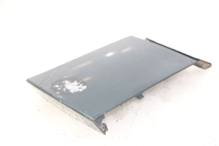 photo de VERKLEIDUNG HINTEN MITTE YAMAHA XJN DIVERSION 600 (2000 - 2003) - Technische Nahaufnahme