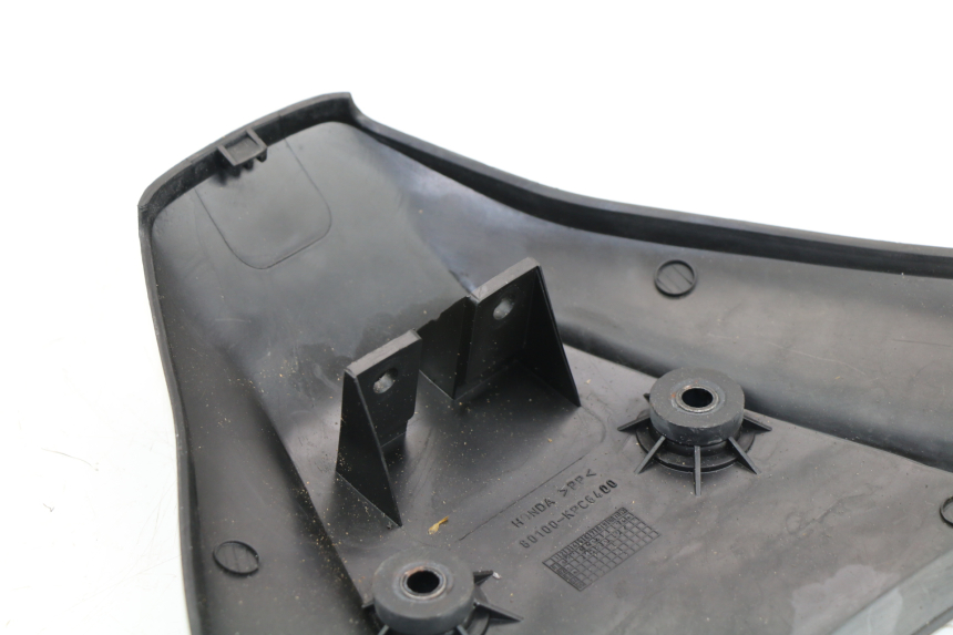 photo de VERKLEIDUNG HINTEN MITTE HONDA XLV VARADERO 125 (2000 - 2006) - Alternative Perspektive