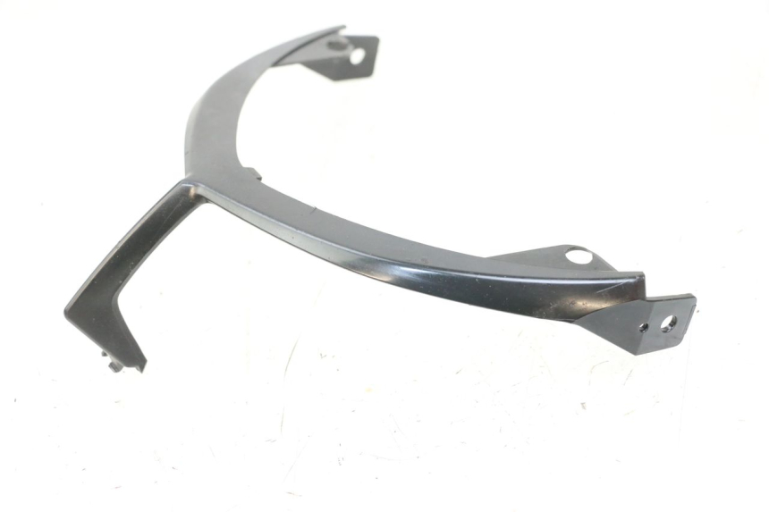 photo de VERKLEIDUNG HINTEN MITTE YAMAHA FZ1 FAZER 1000 (2007 - 2009) - Zoom auf Gebrauchszustand