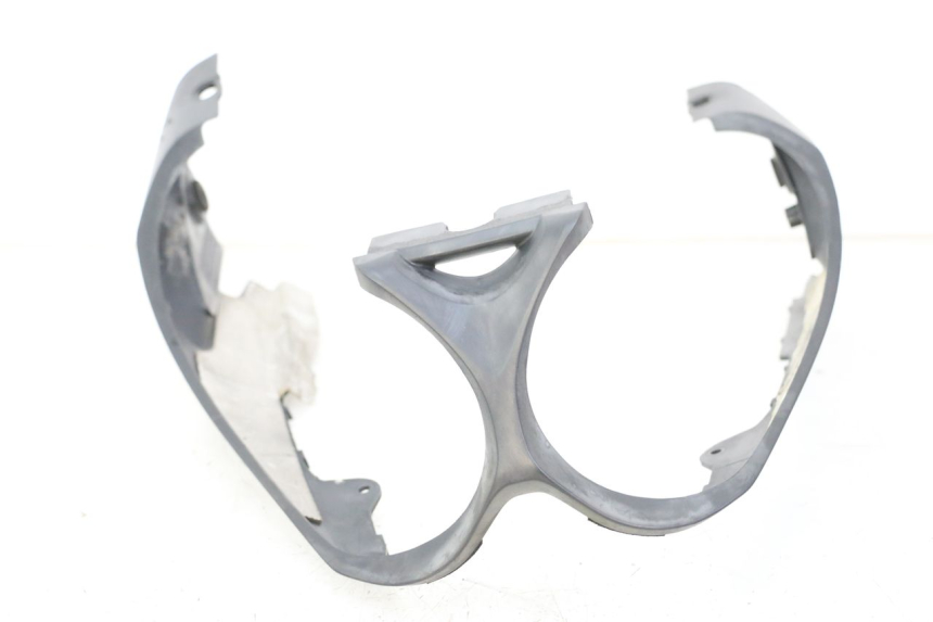 photo de VERKLEIDUNG HINTEN MITTE YAMAHA FZ6 FAZER S2 600 (2007 - 2011) - Zoom auf Gebrauchszustand