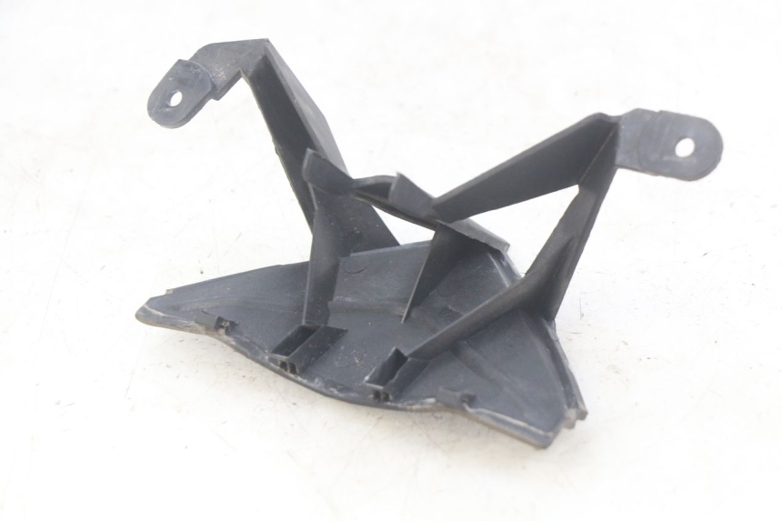 photo de VORDERE VERKLEIDUNGSVERBINDUNG NECO ALEXONE 125 (2017 - 2024) - Zoom auf Gebrauchszustand