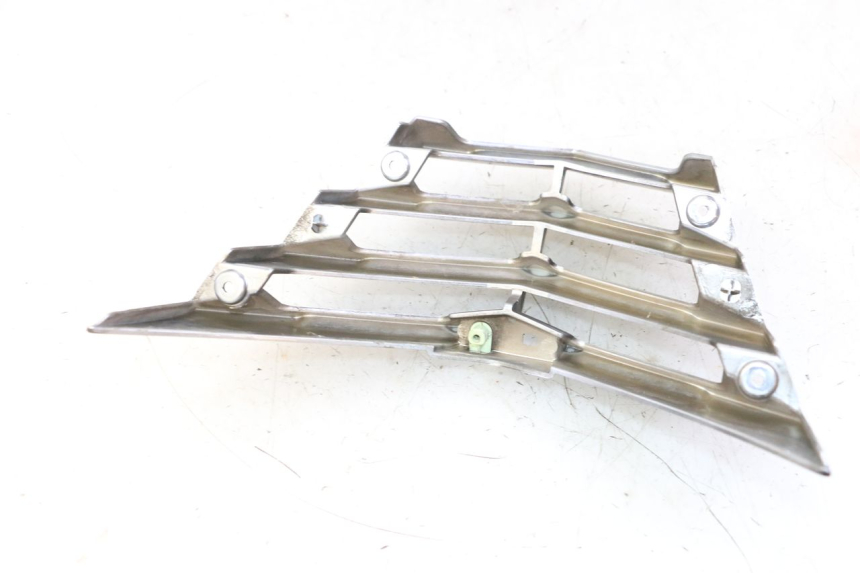 photo de VORDERE VERKLEIDUNGSVERBINDUNG PEUGEOT CITYSTAR 50 (2013 - 2017) - Zoom auf Gebrauchszustand