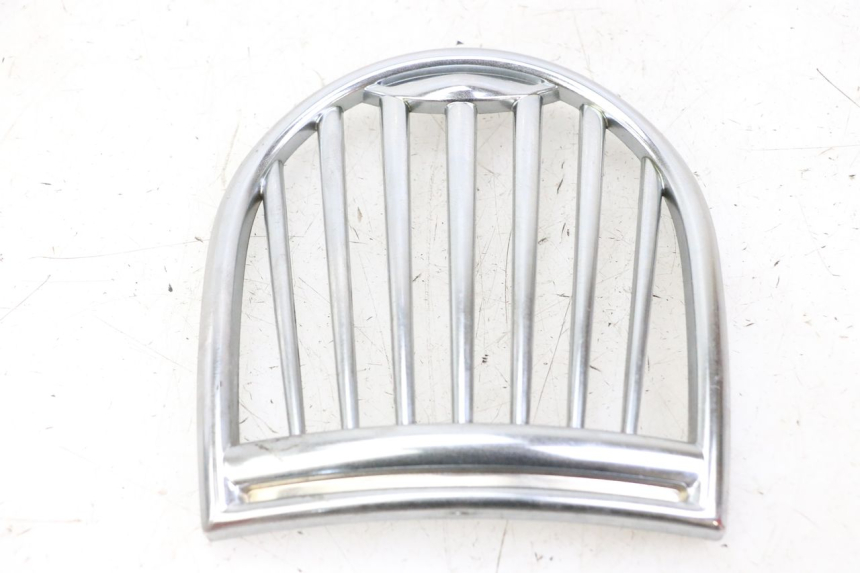 photo de FRONTVERKLEIDUNG MITTE DAELIM BESBI 125 (2007 - 2008) - Zoom auf Gebrauchszustand