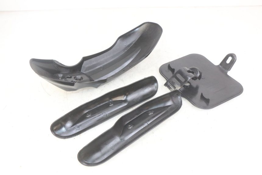 photo de VORDERE VERKLEIDUNGSVERBINDUNG LONCIN DIRT BIKE 125 - Zoom auf Gebrauchszustand