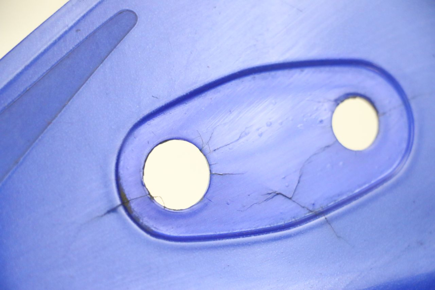 photo de FRONTVERKLEIDUNG MITTE STAHO FH 50 (2018 - 2019) - Technische Nahaufnahme