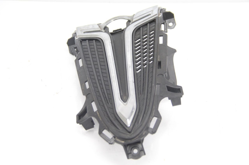 photo de FRONTVERKLEIDUNG MITTE MBK FLIPPER 115 (2013 - 2017) - Details der Befestigungspunkte