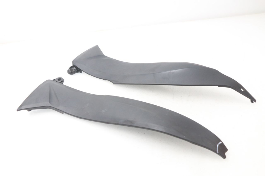 photo de FRONTVERKLEIDUNG MITTE SUZUKI GSX-R GSXR K16 1000 (2012 - 2016) - Hauptansicht