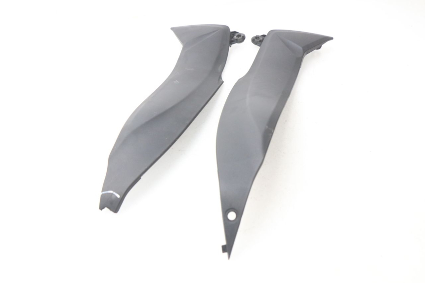 photo de FRONTVERKLEIDUNG MITTE SUZUKI GSX-R GSXR K16 1000 (2012 - 2016) - Detailansicht des Bauteils