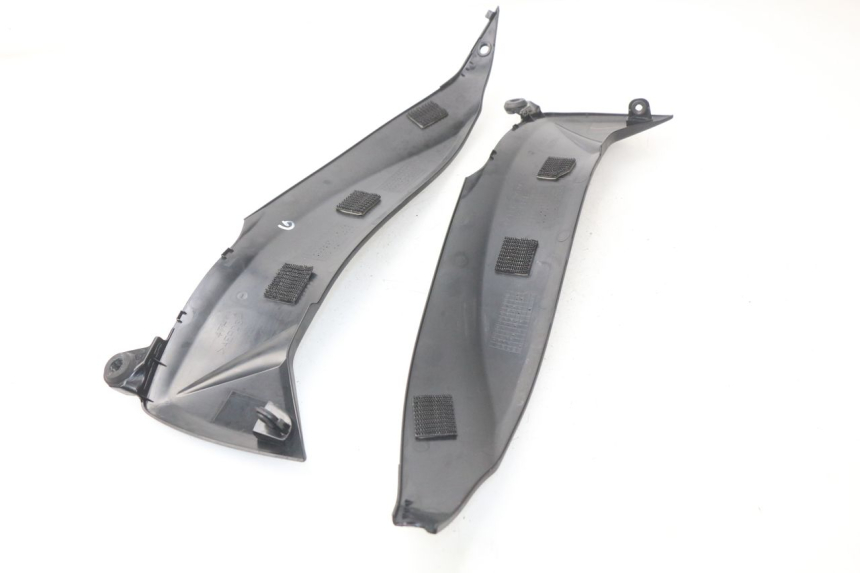 photo de FRONTVERKLEIDUNG MITTE SUZUKI GSX-R GSXR K16 1000 (2012 - 2016) - Zoom auf Gebrauchszustand