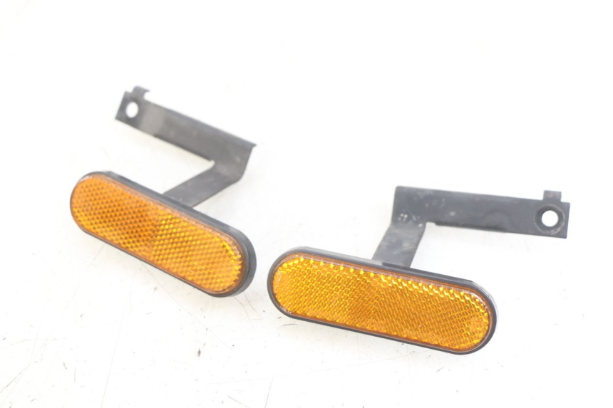 photo de UNTERE VERKLEIDUNGSSCHEIBE VORNE KYMCO AGILITY 16+ 4T 50 (2018 - 2023) - Hauptansicht