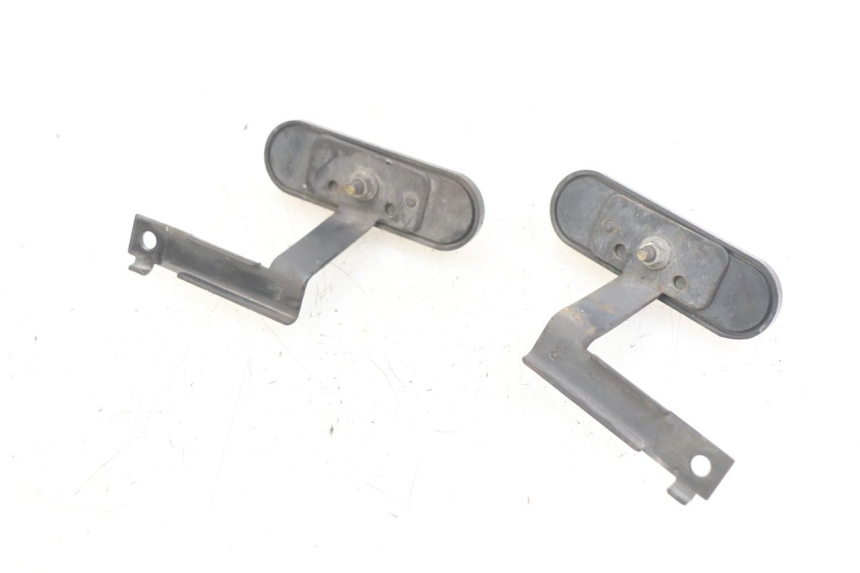 photo de UNTERE VERKLEIDUNGSSCHEIBE VORNE KYMCO AGILITY 16+ 4T 50 (2018 - 2023) - Detailansicht des Bauteils